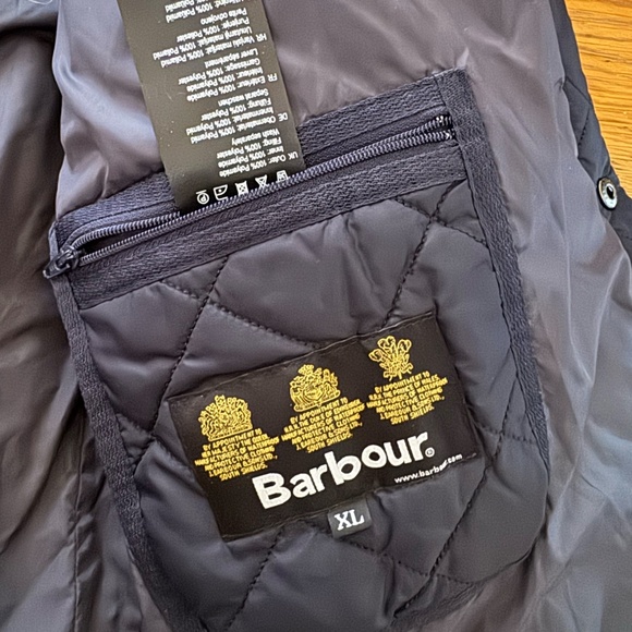 Barbour Akenside Quilted Jacket XL, barely used - Picture 3 of 3